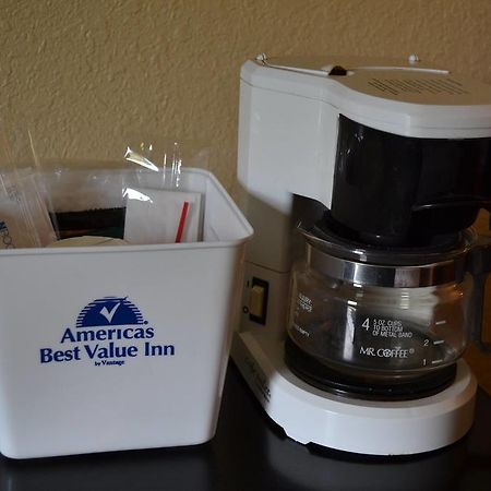 Americas Best Value Inn Смитфийлд Екстериор снимка