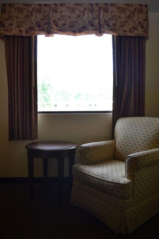 Americas Best Value Inn Смитфийлд Екстериор снимка